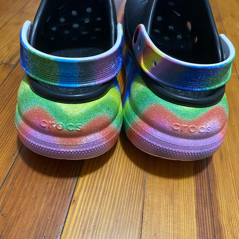 Crocs - Picture 2 of 4